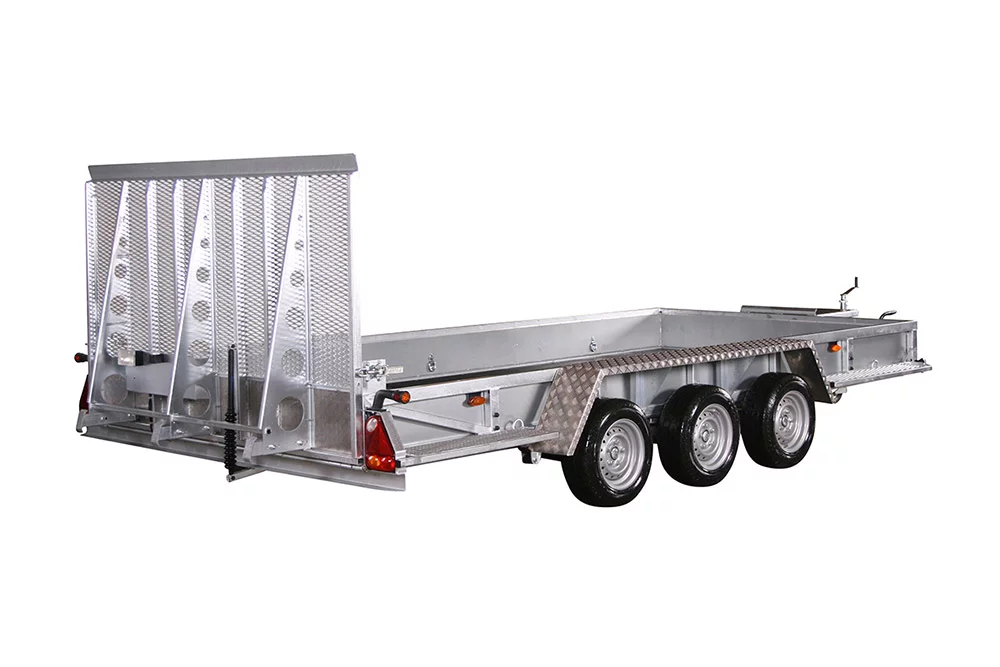 Variant 3520 M5 Machine Trailer Tri-Axle