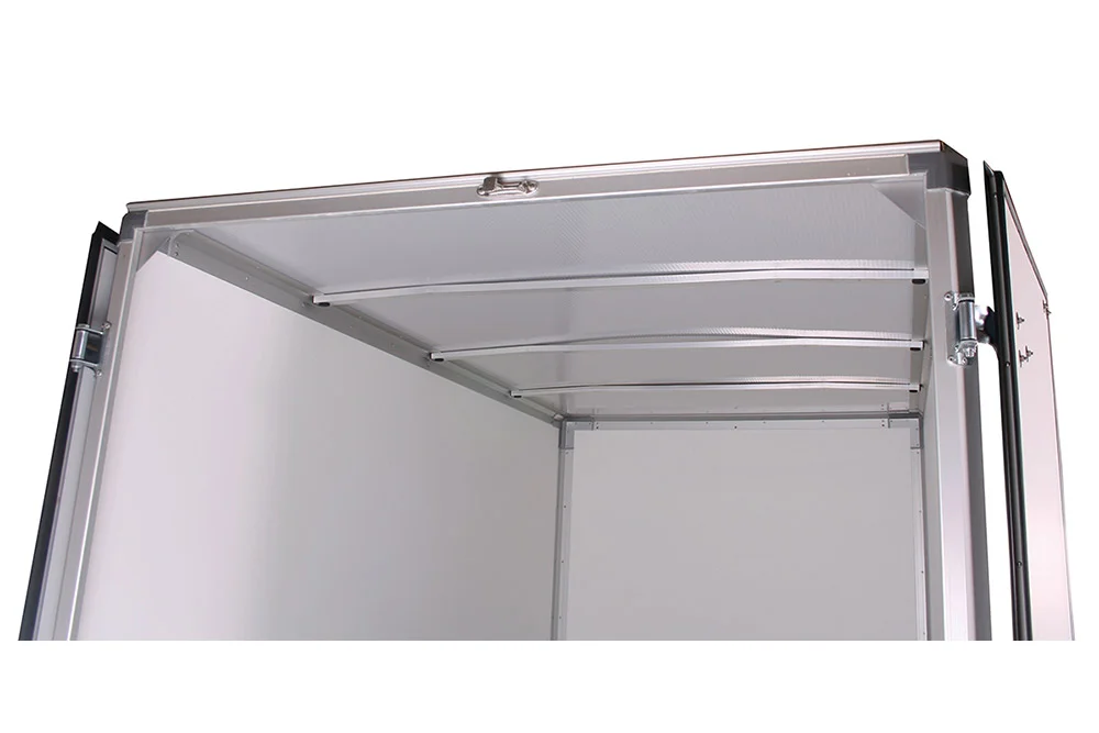 Polycarbonate roof for natural light