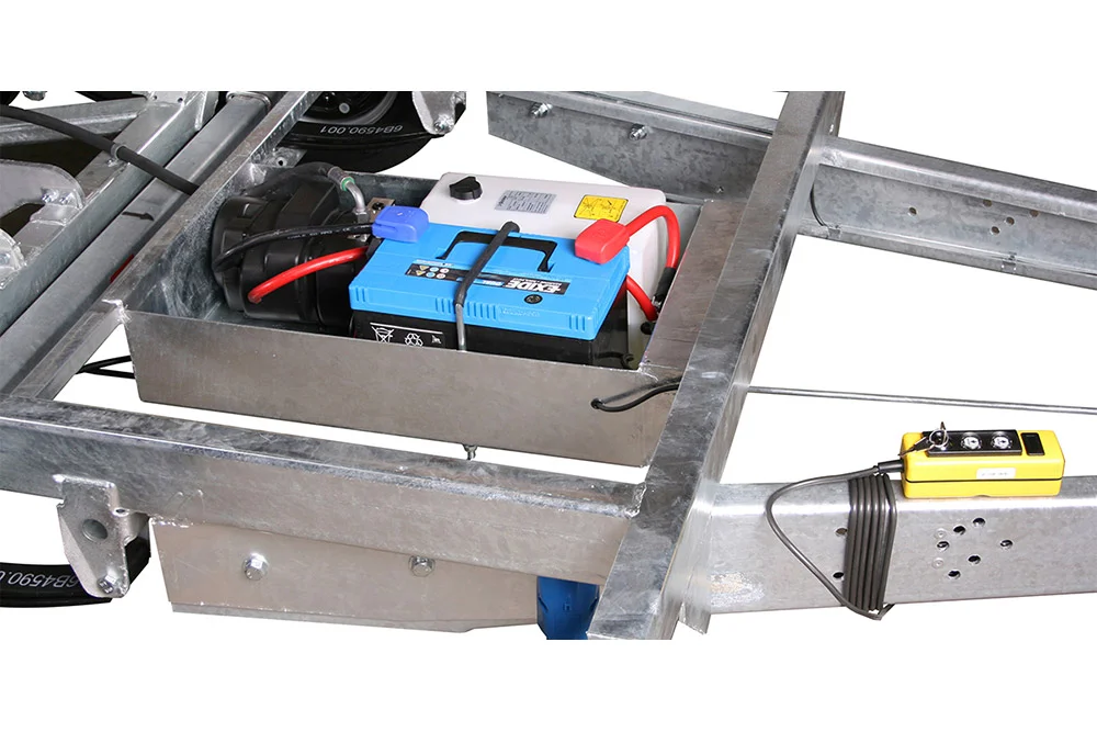 Variant Machine Tipper Hydraulics and wired remote control