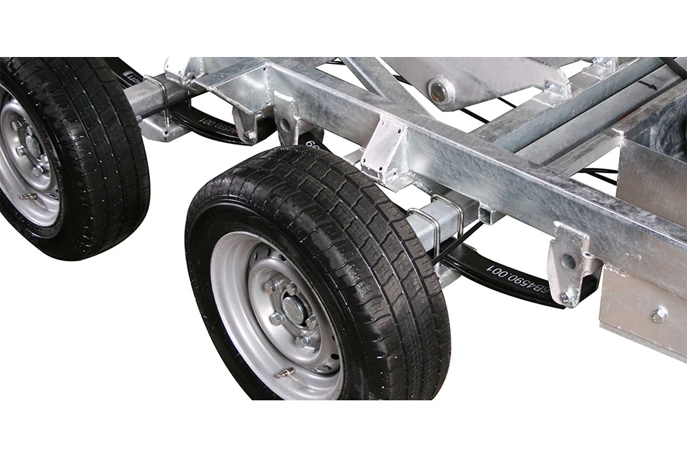 Parabolic Leaf Springs on Variant Machine Tipper Trailers