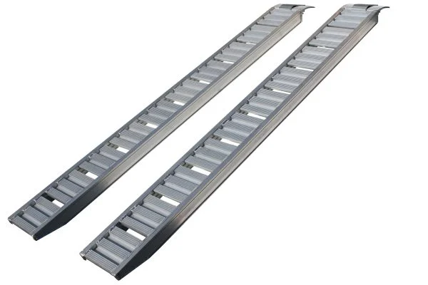 Lightweight aluminium contractor ramps